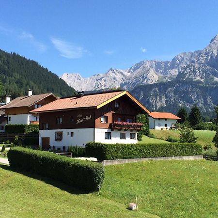 Bed and Breakfast Haus Karl'S Ruh Ehrwald Exterior foto
