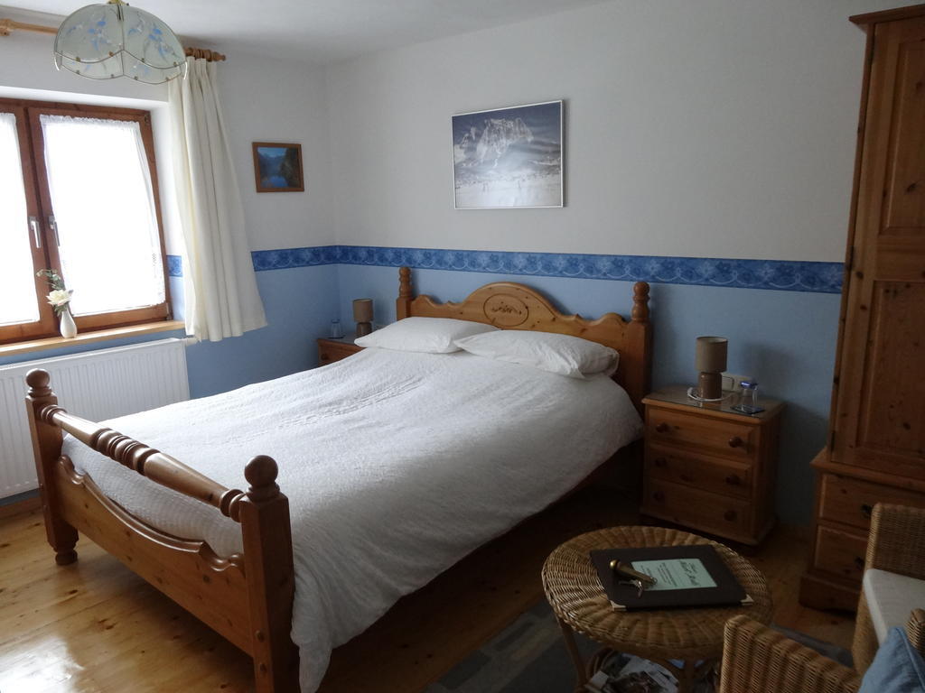 Bed and Breakfast Haus Karl'S Ruh Ehrwald Habitación foto